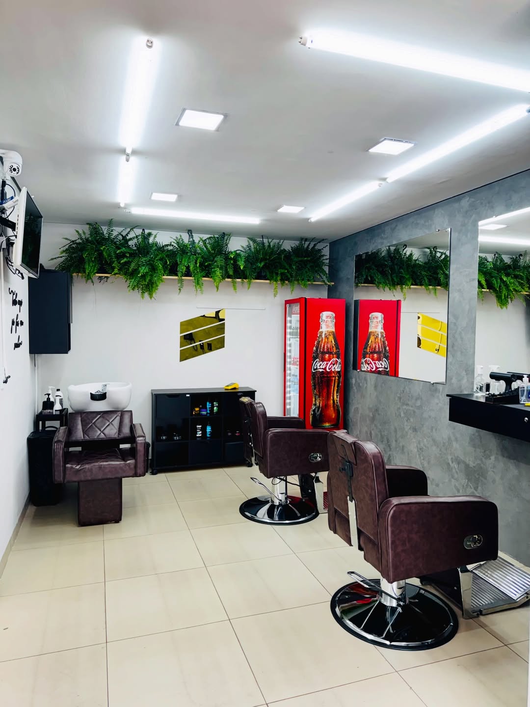 Ambiente interno da Open Barbearia